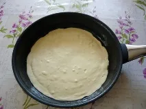 Піца на сковороді без майонезу начинки