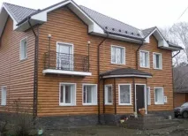 Сайдинг під дерево для зовнішньої обробки поради щодо вибору та види сайдинга фото дерево