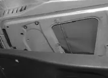 Зняття та встановлення оббивки передніх дверей, Автомобілі ВАЗ-2115i-14i-13i зняття