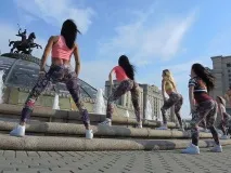 танець