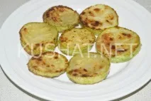 помідорами