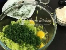 Торт з кабачків з помідорами. помідорами