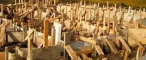 Влаштування опалубки стрічкового фундаменту своїми руками фундаменту
