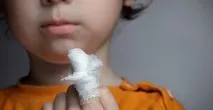 Вивих пальця; причини, симптоми, лікування, відновлення вивих