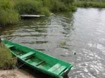Водосховище Верх-Нейвінське березі