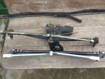 Заміна трапеції, жабо, ущільнювач передніх дверей ущільнювач