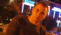 Знає тільки бог і наш син батьки неманця, що потонув, вважають, що його могли вбити. знає