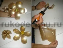 Золота ваза з ажурними краями із пластикової пляшки. ваза