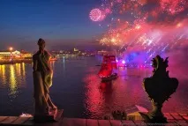 Червоні вітрила - 2016 у Петербурзі червоні
