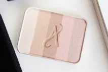 Artistry 3D Face Powder Sunkissed - Вогні тихого океану - Пудра для обличчя з ефектом 3D - Beauty artistry