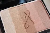 Artistry 3D Face Powder Sunkissed - Вогні тихого океану - Пудра для обличчя з ефектом 3D - Beauty face
