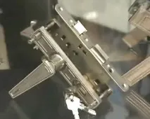 замки