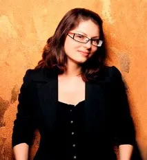 Evgenia Ostrovskaya (Євгенія Островська) офіційний сайт, каталог одягу та колекції євгенія
