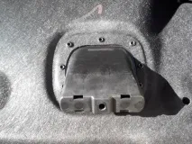 Як зняти задній ліхтар на Renault Fluence renault
