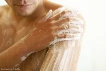Гусяча шкіра на ногах і на руках. шкіра