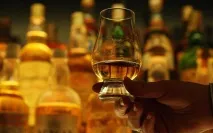 Цікаві факти - Звідки у моєму дорогому віскі харчовий барвник цікаві