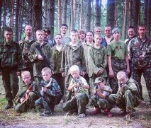 Івана Охлобистіна засудили за фото дітей із автоматами івана