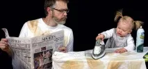 Як прибрати блиск від праски на одязі методи виведення блискучих плям або жовтих слідів після прасування прибрати