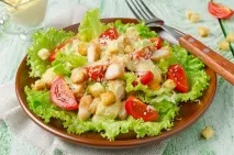Як приготувати «Цезар» з куркою 5 лайфхаків для кухні. куркою