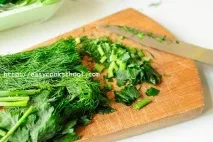 Як приготувати тефтелі з фаршу з рисом з підливою на сковороді. підливою