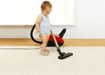 Чи легко проводити прибирання у будинку з дитиною проводити