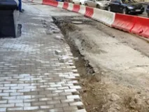 Москвичі зможуть поскаржитися на якість тротуарної плитки тротуарної
