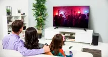 На якій відстані дивитися телевізор краще і найкомфортніше телевізор