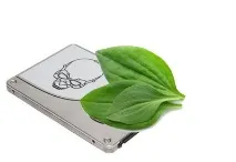 У кого SSD, будь ласка, подивіться яка його температура будь