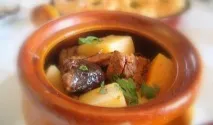 Картопля в горщиках з м’ясом приготування