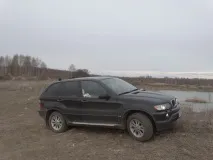 Підкажіть хто знає, чому починає дуже сильно бити кермо на БМВ Х5 е53 замучився вже міняти знає