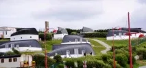 Селище з перевернутих човнів дерев
