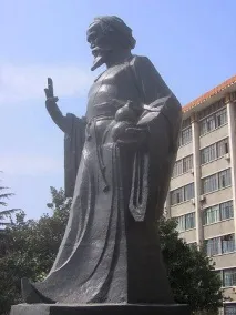 лікарі