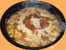 Рецепт Тушкована свинина, такий собі шурум-бурум з м’яса, картоплі, кабачків та кукурудзи свинина