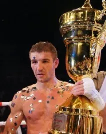 український чемпіон світу та його суперник про бокс, популярність та гроші Спорт український
