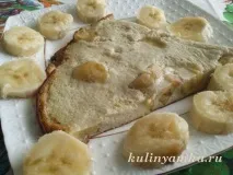 Солодкий омлет із бананами солодкий