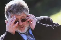 Коломойський може обрушити всю фінансову систему України коломойський