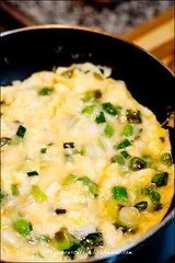 TORTILLA DE AJOS TIERNOS (ісп сковороду