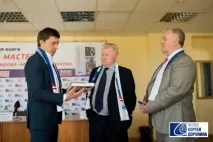 Усі зірки кірово-чепецького хокею вперше зустрілися в - Олімп-Арені, СПРАВЕДЛИВА Україна в кірово-чепецького