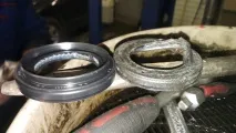 Застукало в рульовій рейці рейці