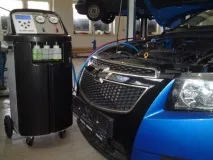 Заправка кондиціонера продовжить життя вашого автомобіля продовжить