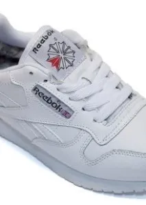 Зимові кросівки Рибок (75 фото) моделі Reebok Classics та Ізітон на зиму з хутром теплі, білі, з фото