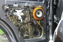 Аудіосистема в Land Rover Discovery, журнал АвтоЗвук land