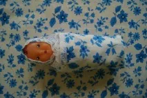 А ви грали в дитинстві пупсиками пелюшками дитинстві
