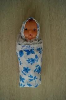А ви грали в дитинстві пупсиками пелюшками дитинстві