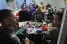 BBC Ukrainian - Головна сторінка блогів - Як Сергію в армію проводжали ukrainian