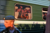 BBC Ukrainian - Головна сторінка блогів - Як Сергію в армію проводжали сторінка