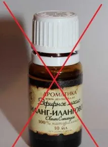 Ефірна олія Ароматика іланг-ілангу - Не натуральна олія з жахливим запахом, яка викликала іланг-ілангу