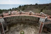 Фабрика бур, або занедбаний штормовий басейн, ФОТО НОВИНИ басейн