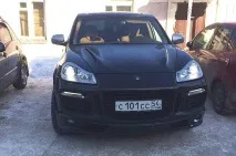 Як очкарик-автослюсар не стерпів образ від чемпіона світу з карате очкарик-автослюсар