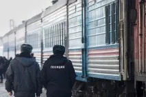 Як туалетні бомжі Білоукраїнського вокзалу прикидалися місцевими поліцейськими. білоукраїнського